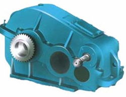 Cylindrical gear reducer structure