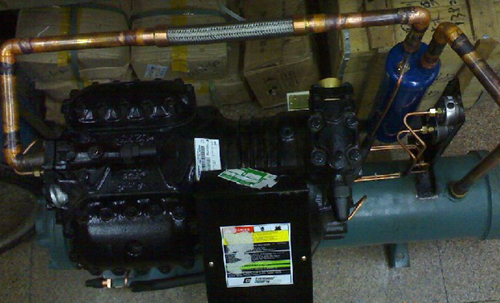 Semi-closed piston refrigeration compressor 4STW-2000